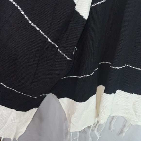 The Limited Black & White Open Front Drape Style Cardigan Size M/L. 0025 - Picture 5 of 8